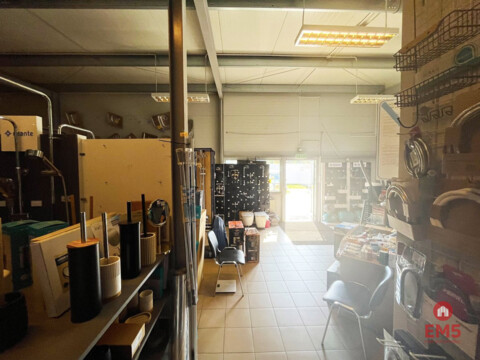 Business premises for rent