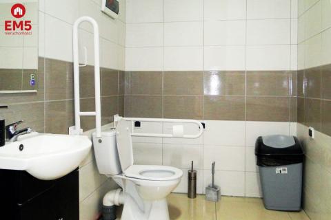 Lokal użytkowy 82 m2, parter