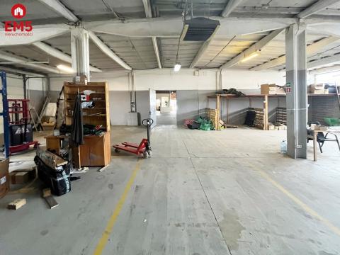 Business premises for rent