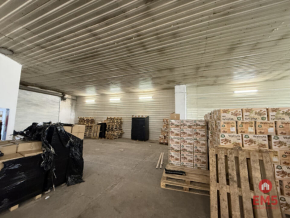 Lagerhalle/Halle zu vermieten