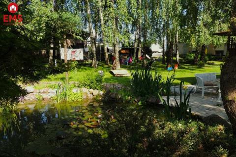 Dom z odrębnym mieszkaniem