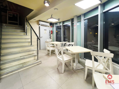 Business premises for rent
