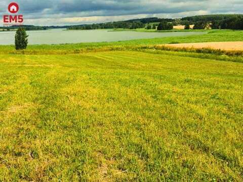 Działka budowlana nad mazurskim jeziorem Blanki.