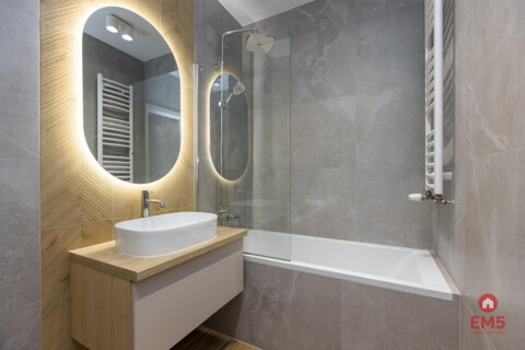 Apartament 3-pokojowy, winda, klima