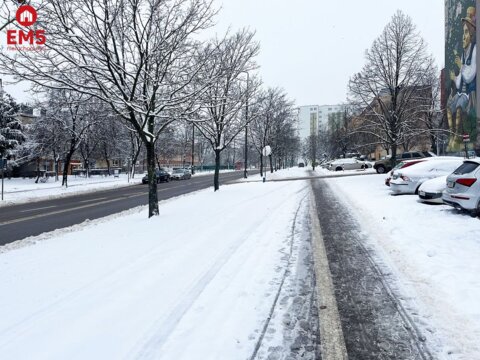 Lokal handlowy 100 m2  Okazja