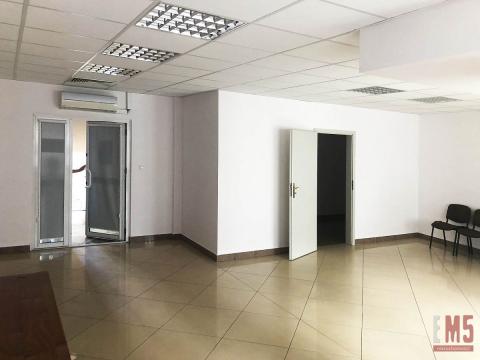 Business premises for rent