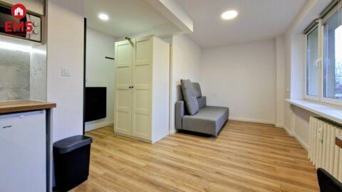 Kawalerka na parterze 22 m2 ul. Narewska