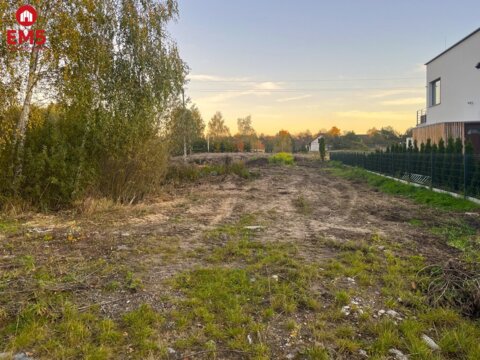 Działka w Choroszczy 800-1600 m2.