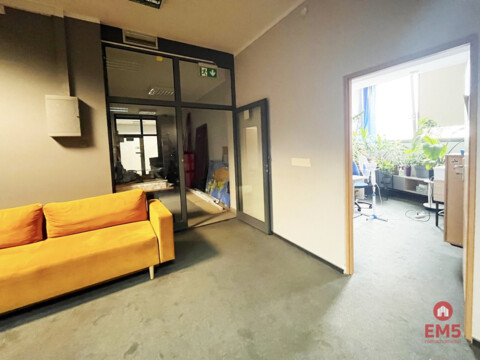 Business premises for rent