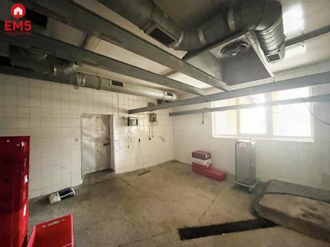 Business premises for rent