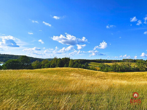 Działka budowlana pod usługi turystyczne - Mazury