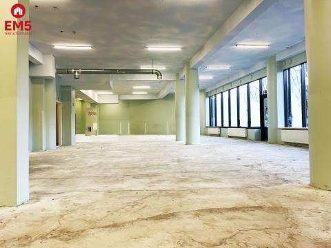 Business premises for rent