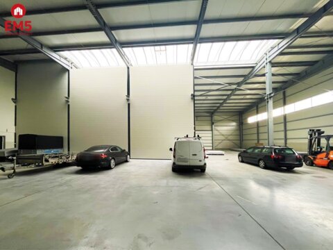 Lagerhalle/Halle zu vermieten