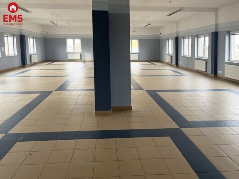 Business premises for rent