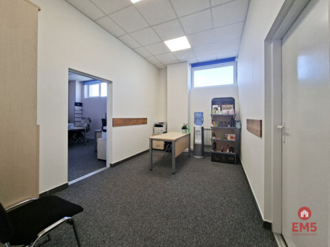 Business premises for rent