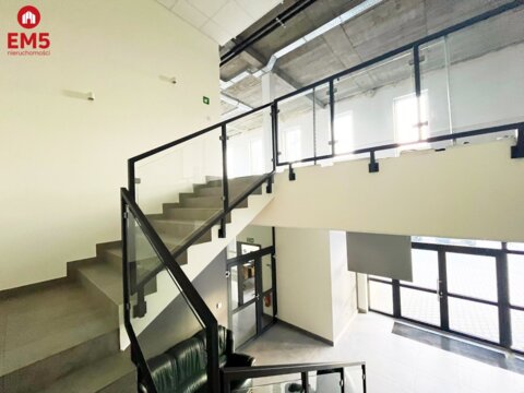 Business premises for rent