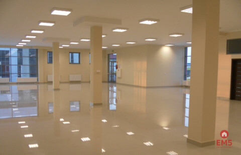 Business premises for rent