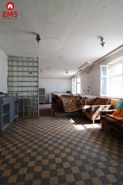 Business premises for sale