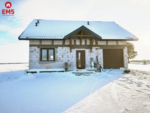 Dom w stanie surowym zamkniętym