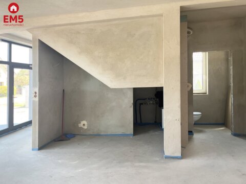 Business premises for rent