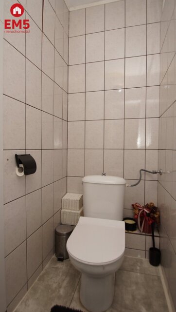 Przestronne mieszkanie w zielonej okolicy.