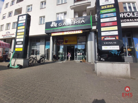 Business premises for rent