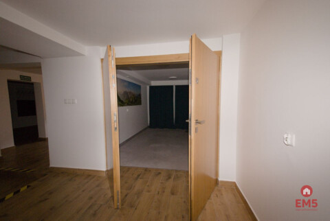 Business premises for sale