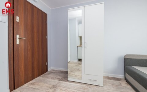 Malutka kawalerka na osiedlu Bema