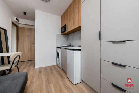 Mikro kawalerka na Piasta