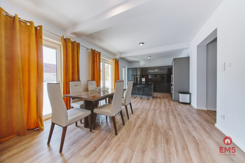 Dom w Raczkach dla 2 rodzin