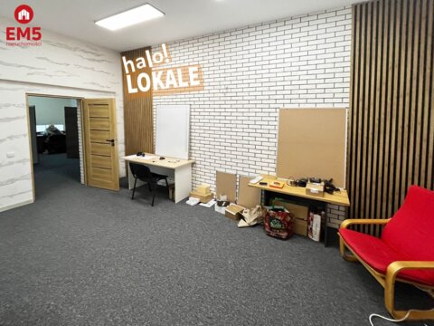Ładna powierzchnia biurowa 100 m2