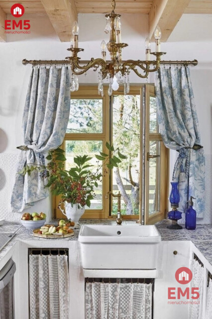 Dwa domy blisko jeziora – Serwy, gm. Płaska