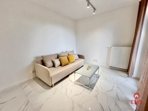 Trzy pokoje, do wejscia, Centrum