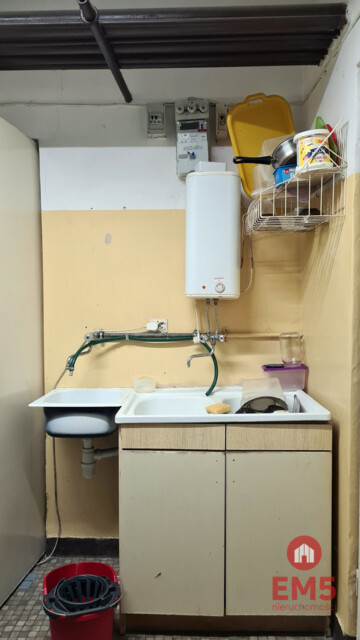 Lokal użytkowy z rampą, 90 m2