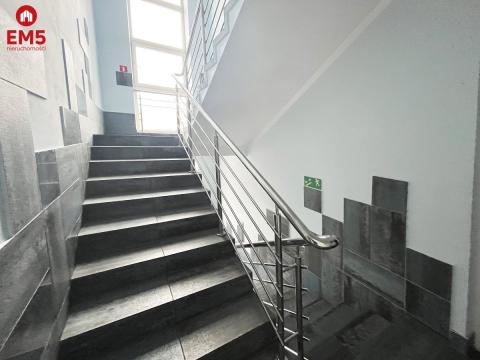 Business premises for rent