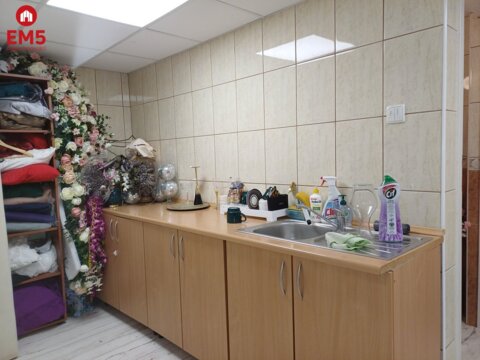 Atrakcyjny lokal w centrum, studio w prestiżowej l