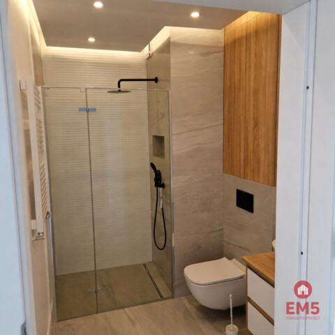 Nowoczesny Apartament 112 m² z Tarasami i Widokiem