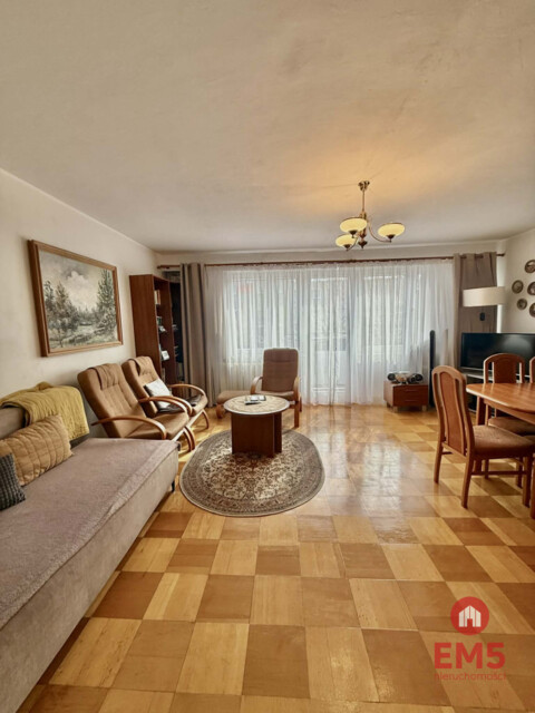 Mieszkanie 3-pokojowe na sprzedaż – Centrum August