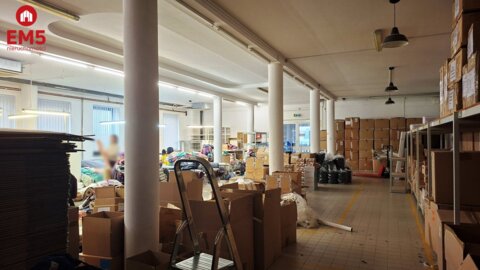 Lagerhalle/Halle zu vermieten