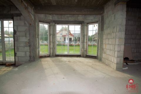 Dom na inwestycje w Ogrodniczkach.