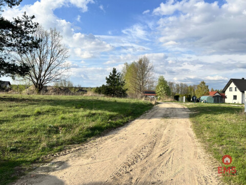 Olmonty działka 1000m2.