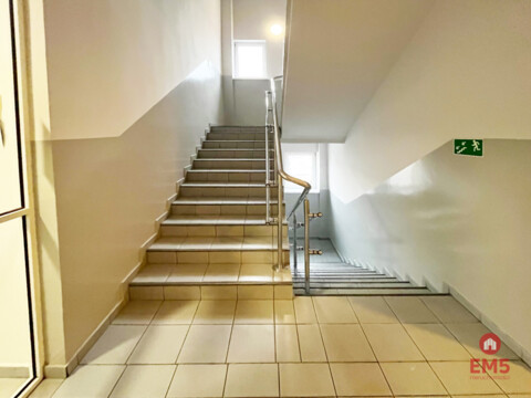 Business premises for rent