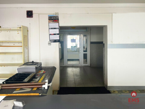 Business premises for rent