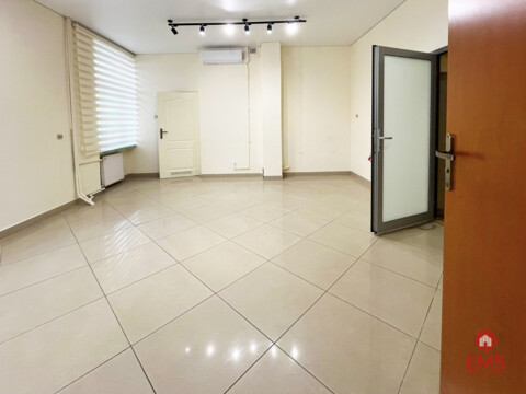 Business premises for rent