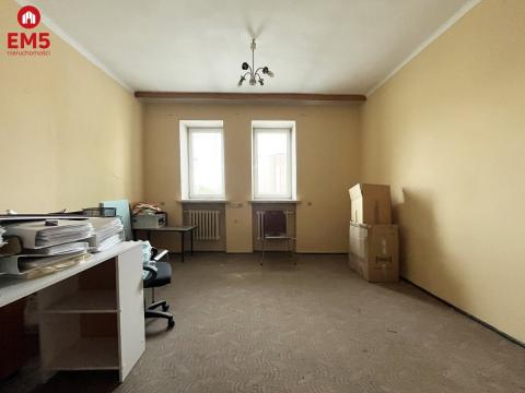 Business premises for rent