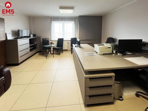 Nowoczesne powierzchnie 300-2500 m2