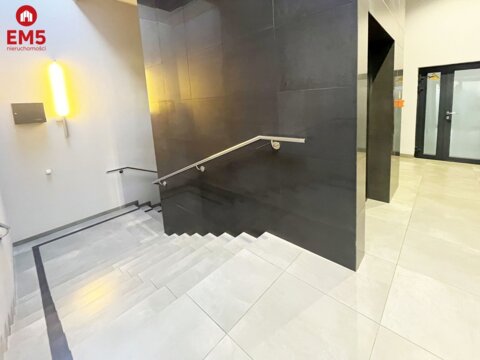 Business premises for rent