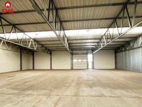 Hala 750-1500 m2