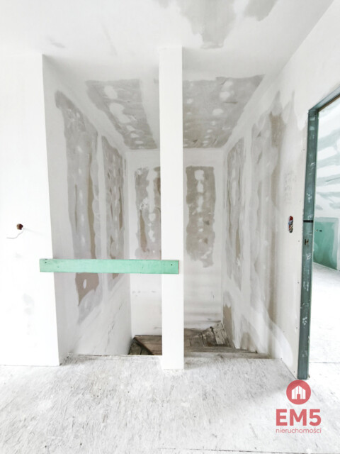 Dom wolnostojący 160 m² blisko jeziora i lasu