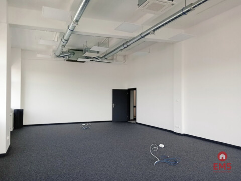 Budynek 1400 m2. Szkoła, fitness, gabinety